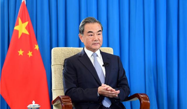 Çin Dışişleri Bakanı: "Hiçbir ülkenin kendisini dünya polisi veya uluslararası yargıç ilan etmesini kabul etmiyoruz