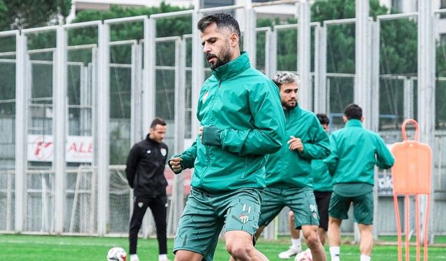 Bursaspor Antalya kampına çıkıyor