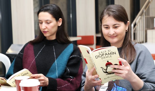 Osmangazi’de kitapseverlerden kolektif okuma etkinliği