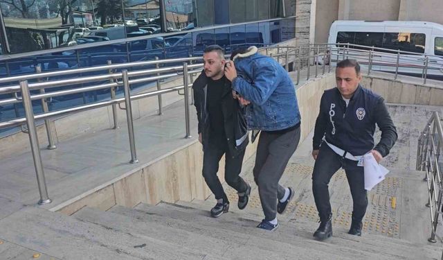 4 yaşındaki Sarp'ın su arabasının altında kaldığı kazada şoför ve şirket yetkilisi birbirlerini suçladı