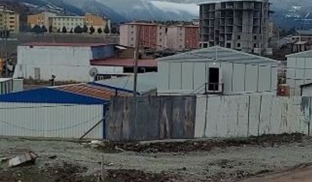 Artvin'de inşaattan düşen işçi hayatını kaybetti