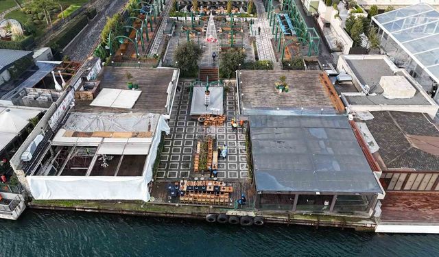 Boğaz hattında yıkımlar sürüyor: Beşiktaş'taki ünlü gece kulübünün kaçak kısımları yıkıldı