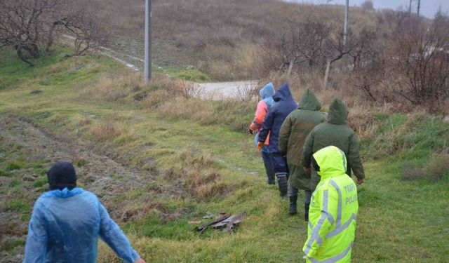Demirci'de kayıp kadını arama çalışmaları 7'nci gününde sürüyor