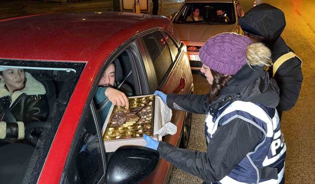 Denetime girenler ceza yerine çikolata yedi
