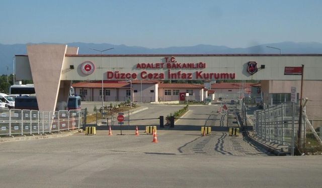 Düzce'de çeşitli suçlardan aranan 3 bin 703 kişi yakalandı