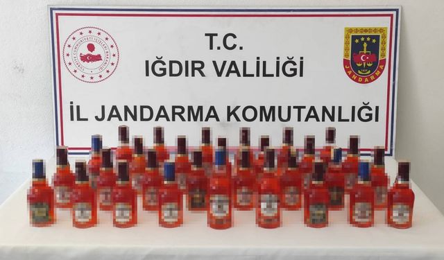 Iğdır'da 40 litre kaçak viski ele geçirildi
