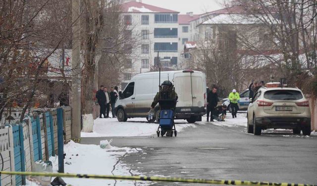 Iğdır'da şüpheli çanta korkuttu, içinden çocuk kıyafetleri çıktı