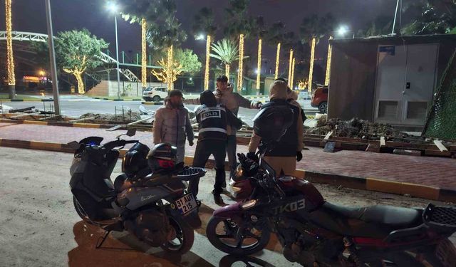 İskenderun polisi soğuk havada asayiş için sahada