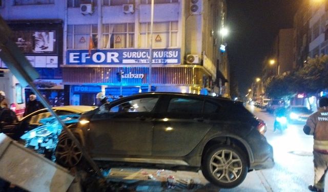 İskenderun'da trafik kazası: 2 yaralı