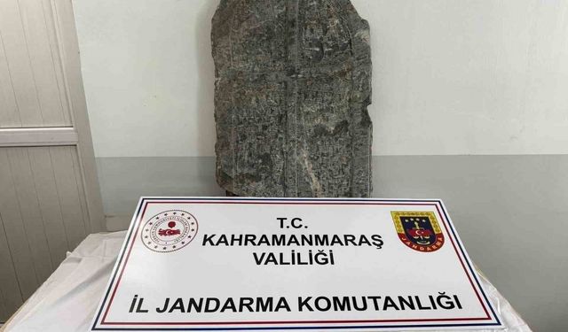 Kahramanmaraş'ta Bizans dönemine ait mezar taşı ele geçirildi: 3 gözaltı