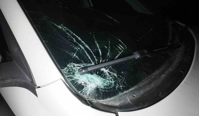 Karaman'da otomobilin çarptığı kadın yaralandı