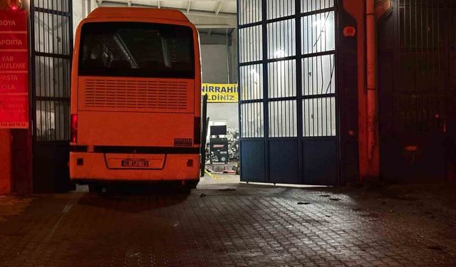 Krikonun kayması ile otobüsün altında kalan tamirci hayatını kaybetti