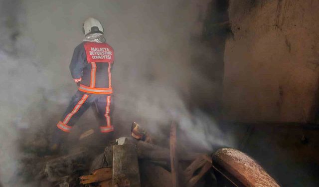 Malatya'da ev yangını