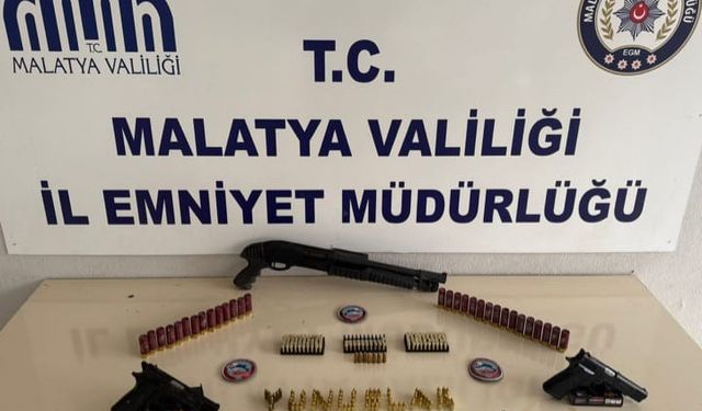 Malatya'da ruhsatsız silah operasyonu: 2 gözaltı