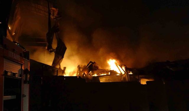 Malatya'da şantiyede korkutan yangın: 2 yaralı