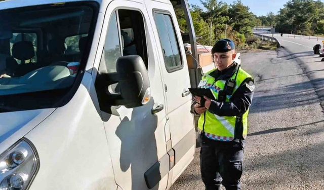 Muğla'da bir haftada çeşitli suçlardan araması bulunan 27 şahıs tutuklandı