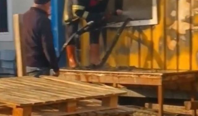 Sinop'ta konteyner yangını korkuttu