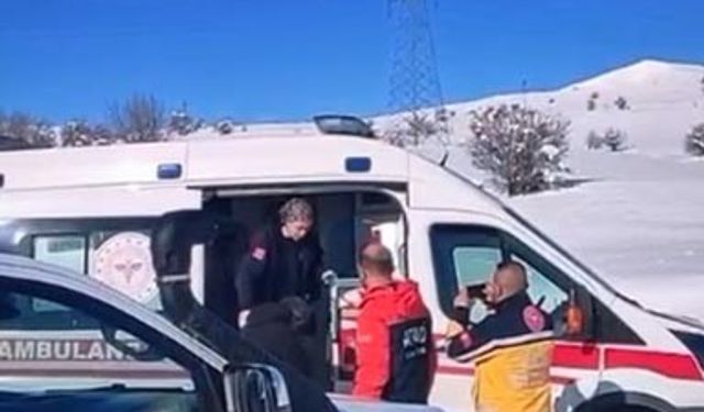 Tunceli'de AFAD'dan peş peşe iki kurtarma operasyonu: 12 yaşındaki çocuk ve yaşlı adam hastaneye ulaştırıldı