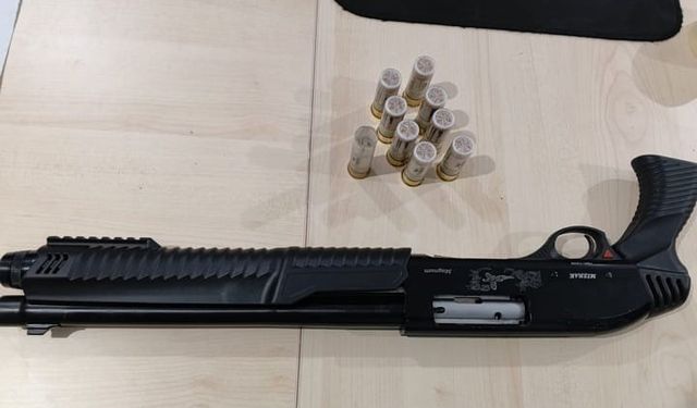 Uzunköprü'de ruhsatsız av tüfeği ele geçirildi