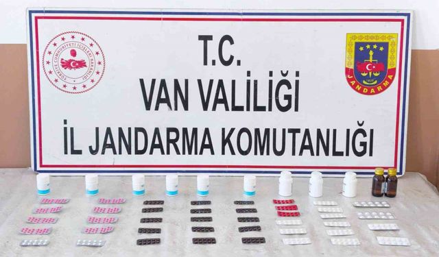 Van'da sentetik hap ve kaçak sigara ele geçirildi