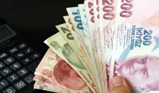 Öğretmen ve vaizlerin yeni yılda alacakları maaş tartışma konusu oldu