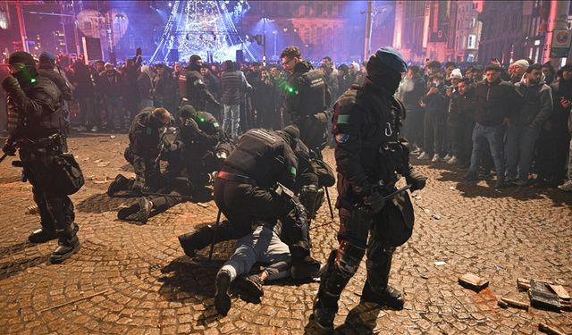 Yılbaşı kutlamalarında çok sayıda kişi öldü