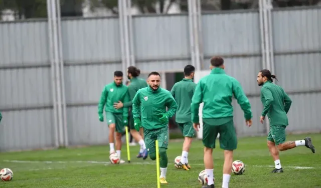 Bursaspor'da Kırklarelispor mesaisi sürüyor