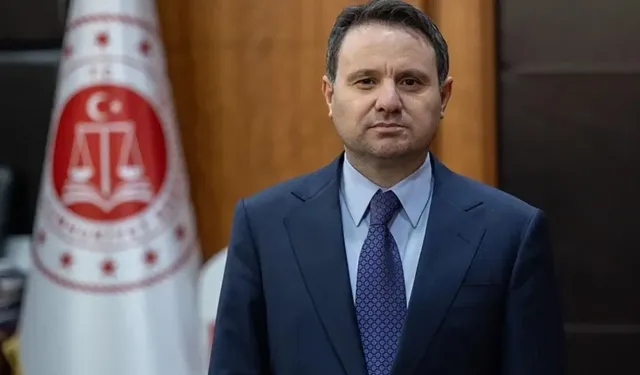 Adalet Bakanı Gürlek açıkladı: Sosyal medyaya kimlik şartı!