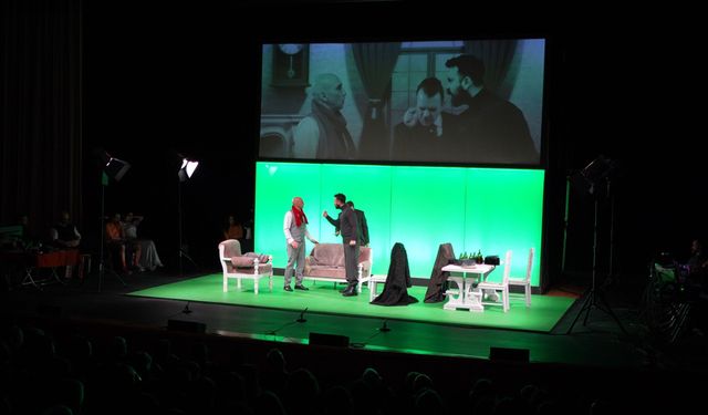 'Adiller’ seyircisiyle buluştu