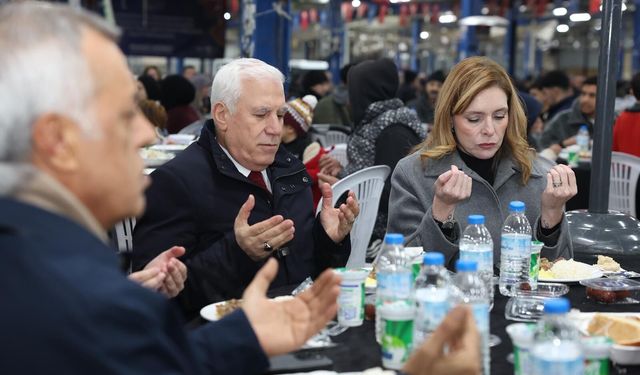 Kardeşlik sofrası Karacabey’de kuruldu