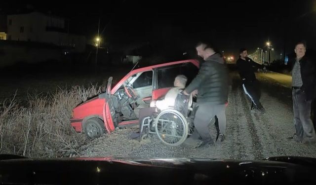 Araç şarampolde, engelli sürücü de araçta mahsur kaldı
