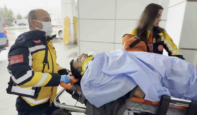 Asansör boşluğuna düşen inşaat işçisi ağır yaralandı