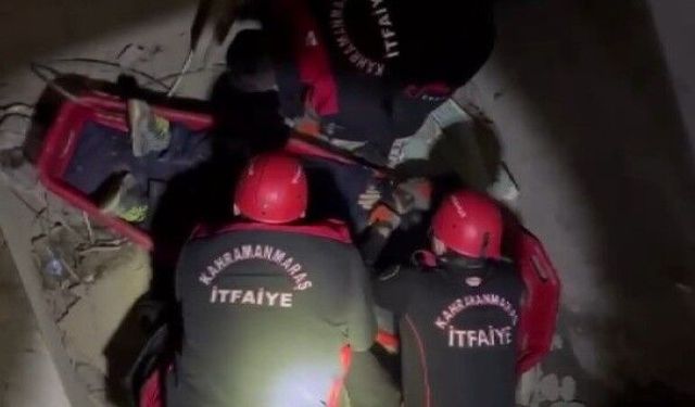 Asansör boşluğuna düşen vatandaş kurtarıldı