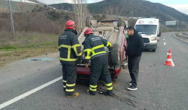 Bilecik'te otomobil takla attı: 4 yaralı