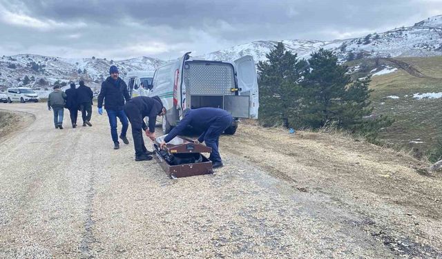 Çorum'da vücudu parçalanarak dere kenarına atılan adamın cansız bedeni morga kaldırıldı