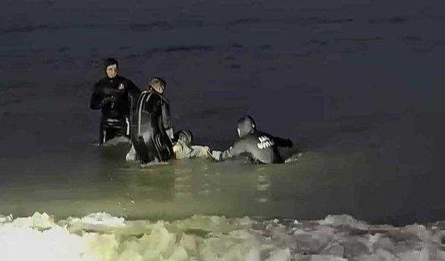 Denizde cansız bedeni bulunan gencin kimliği belirlendi