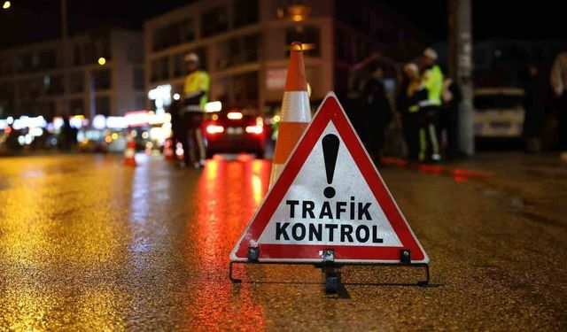 Düzce'de denetimlerde 419 araç trafikten men edildi