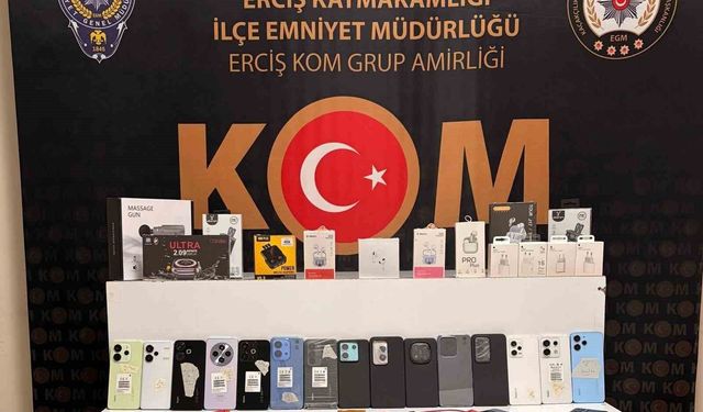 Erciş'te kaçakçılık operasyonu