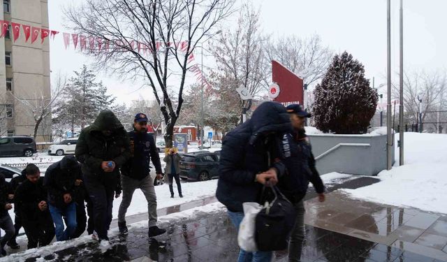 Erzurum merkezli siber operasyonda 56 tutuklama