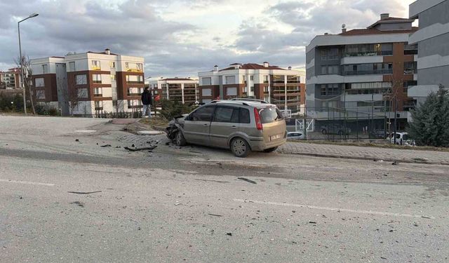Eskişehir'de zincirleme kaza: 6 yaralı