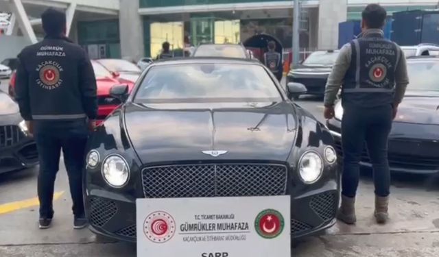 Gümrükten usulsüz geçirilen 65 lüks araca el konuldu: 22 gözaltı