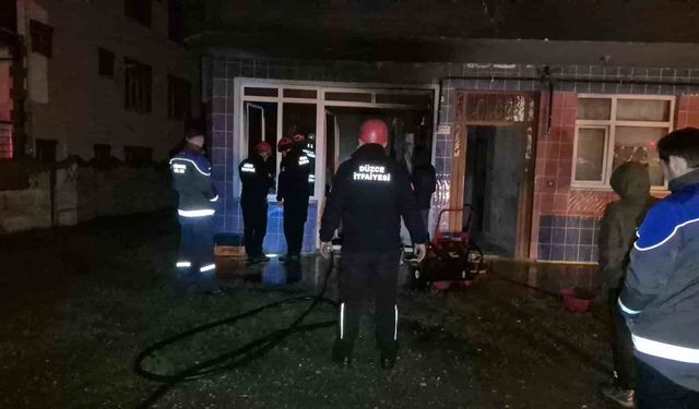 Isınmak için yaktığı ateş, yangına neden oldu