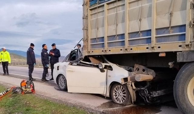 İstanbul'dan Ordu'ya cenazeye giderken kazada hayatlarını kaybettiler