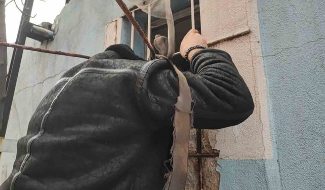 'Kedi bile zor girer' denilen pencereden girdi, sadece iPhone'ları çaldı