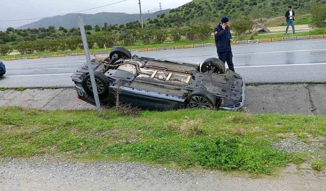 Kontrolden çıkan otomobil ters döndü: 1 yaralı