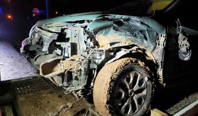 Kurtalan'da iki otomobil çarpıştı: 7 yaralı