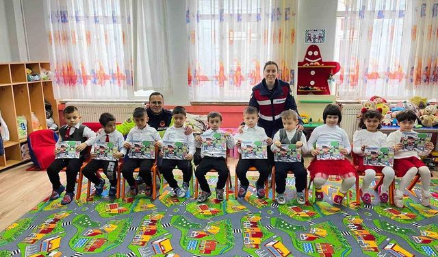 Kütahya'da okullar ve çevresinde güvenlik tedbirleri artırıldı