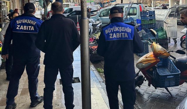 Manisa Büyükşehir'den Salihli'de kaldırım denetimi