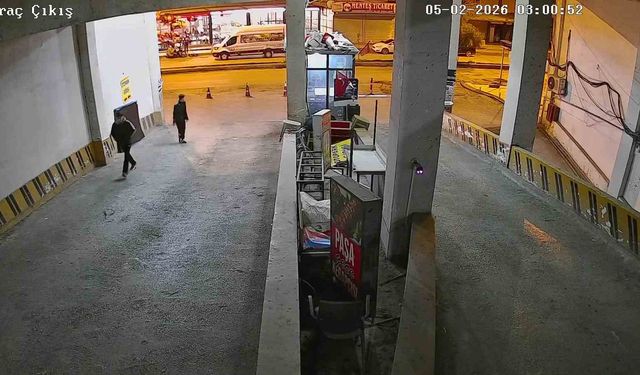 Motosiklet çaldılar, gezerken yakalandılar