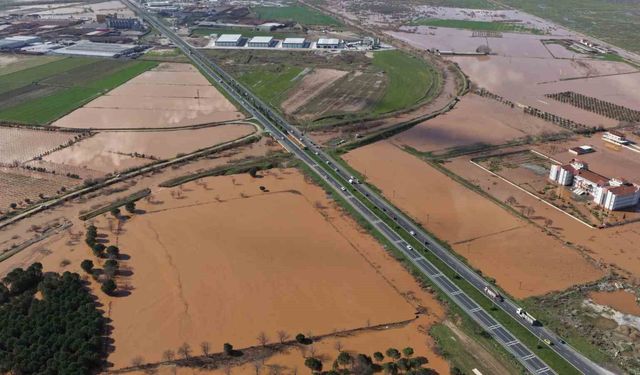 Salihli'de felaketin boyutu havadan görüntülendi